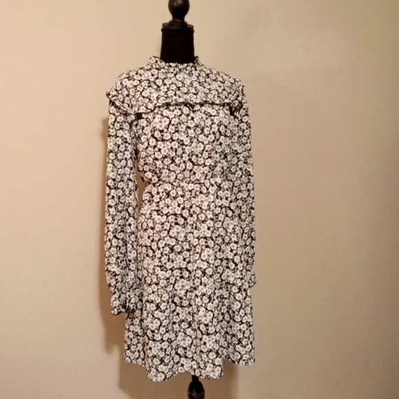 Angashion Dresses & Skirts - Mock Neck Long Sleeve Floral Print Work Dress Women Size XL